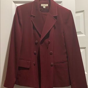 Three Piece Woman’s Suit.  Skirt, Top And Jacket